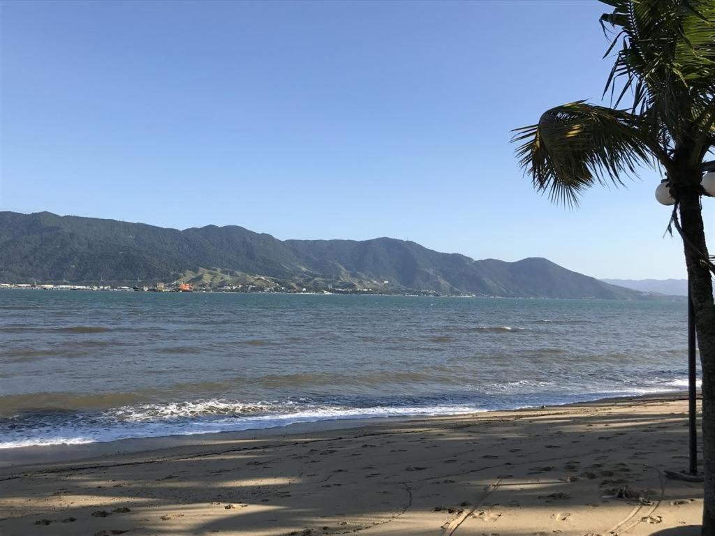 Ilha Flat Hotel Ilhabela Buitenkant foto